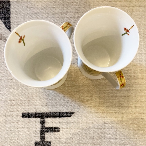 Porcelain Pimpernel Floral Mug Set from Monticello - Picture 9 of 10